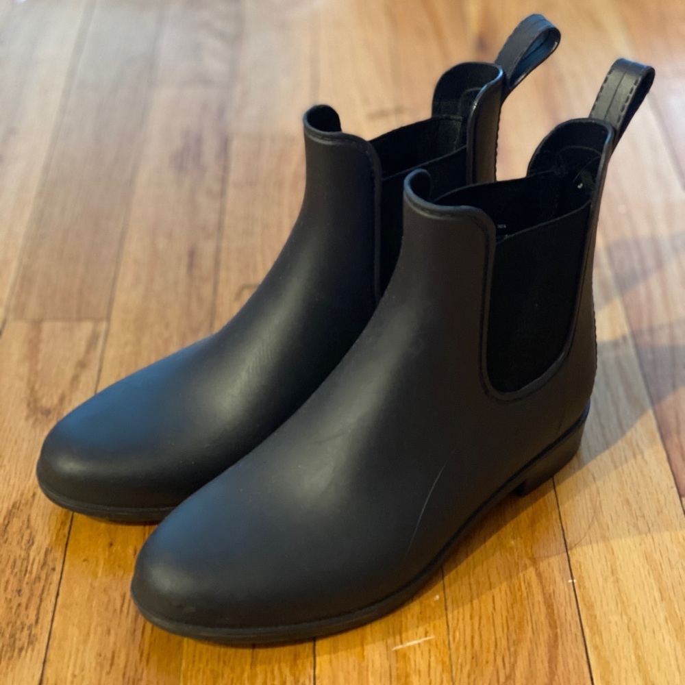 Women’s Chelsea Rain Boots
